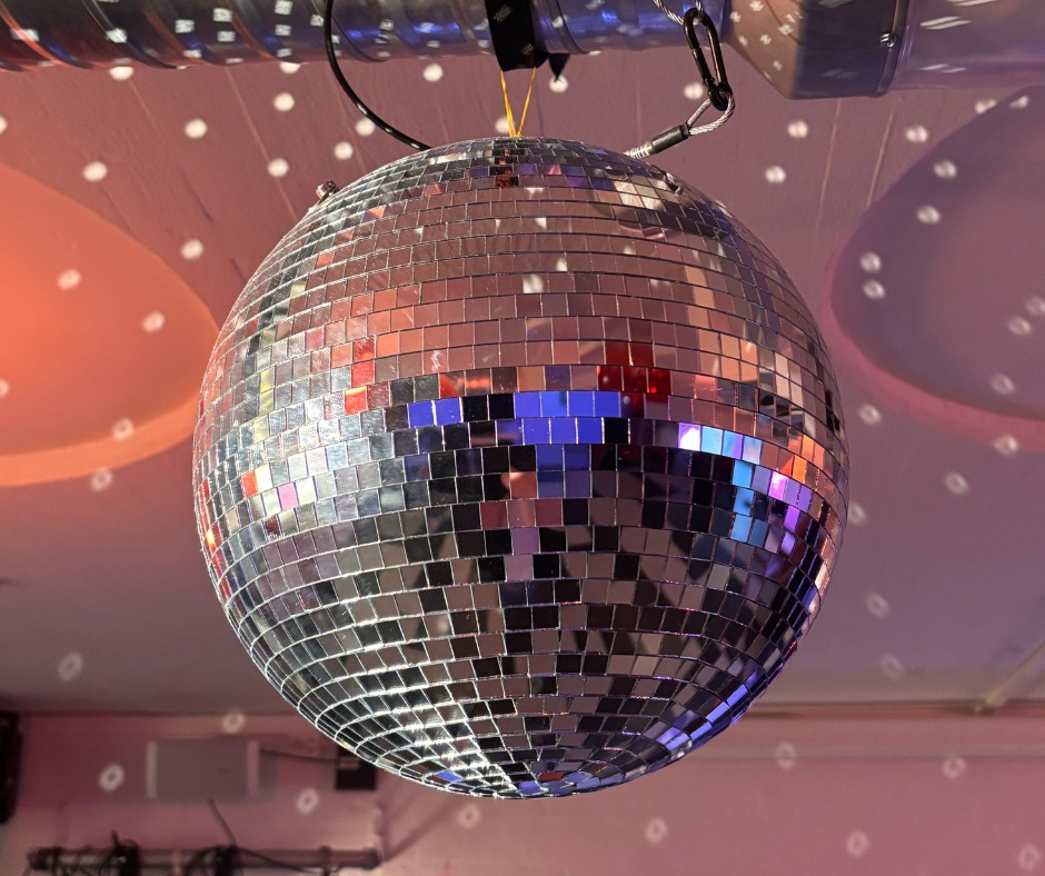 Disco för seniorer på Tuben